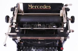 cca 1925-1930 Mercedes-Bureau-Maschinen G.m.b.H. "Mercedes" írógép, magyar nyelvű billenty...
