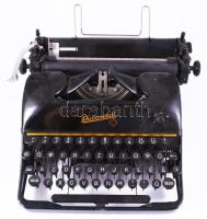 cca 1940-1950 Rheinmetall KST írógép, cca 30x35 cm, táskája nélkül.