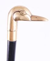 Ebonizált fa sétapálca, bronz kacsafej markolattal, markolat alatt orvosságos fiolával, h: 98 cm