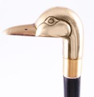 Ebonizált fa sétapálca, bronz kacsafej markolattal, markolat alatt orvosságos fiolával, h: 98 cm