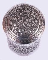 Ezüst (Ag) tárolóedény és dísztárgy, jelzett, nettó 113g