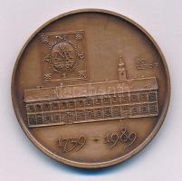 Lebó Ferenc (1960-) 1989. "250 éves a mosonmagyaróvári Kossuth Lajos Gimnázium" kétoldalas...