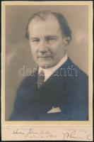1930 Dohnányi Ernő (1877-1960) zeneszerző, karmester, zongoraművész dedikált fotója, Vajda M. Pál felvétele, 23x17 cm, karton: 28x18,5 cm