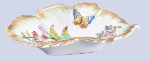 Herendi Viktória mintás levél alakú tálka, jelzett, minimális kopással, 15x8,5 cm