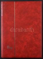 King berakó 32 fehér lappal, piros borítóval