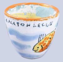 "Balaton lelke" feliratos mázas kerámia emlékpohár, mázkopással, m: 7 cm