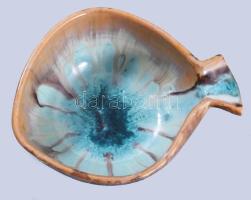 Jelzett iparművész halformájú mázas kerámia kínáló, 16x13 cm