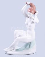 Aquincum fésülködő akt. Jelzett, hibátlan, m: 22 cm