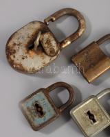 8 darab régi lakat, 4 kulccsal, klf méretben
