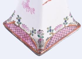 Európai exportra készült antik kínai címermintás gyertyatartó, hibátlan, m: 21,5 cm