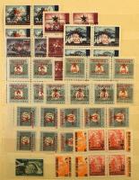 Jugoszlávia tétel 4 db közepes berakóban, benne régi és modern kiadások, összefüggések, kevés blokk,...