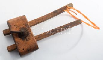 Asztalos párhuzam vonalzó, h: 20 cm