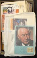 Néhány száz német küldemény, javarészt futottak, cipős dobozban