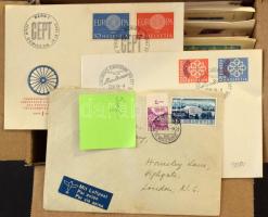 Svájc kb. 200 db küldemény dobozban