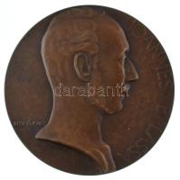 Beck Ötvös Fülöp (1873-1945) 1905. "Balassa János - JOANNES BALASSA / SOCIETAS REGIA MEDICORVM BVDAPESTIENSIS - DDD" kétoldalas bronz emlékérem (66mm) T:AU kis patina HP.: 836., HV.: 26.