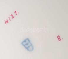 Cseh alt wien 8 darab zsánermintás tál, jelzett, kopással, d: 18-24 cm