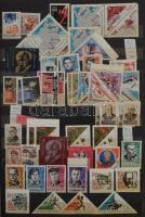 Szovjetunió rengeteg bélyeg 4 db A4 vagy annál nagyobb berakóban, összesen 108 oldalon