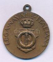 Olaszország 1940 k. "Lega Naval Italiana (Olasz Tengerészeti Liga)" kétoldalas bronz emlékérem füllel (30mm) T:XF patina Italy cca. 1940. "Lega Naval Italiana (Italian Naval League)" double-sided bronze commemorative medal with ear (30mm) C:XF patina
