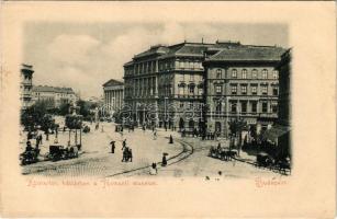Budapest VIII. Kálvin tér, Nemzeti Múzeum, Makó János üzlete, Magyar Korona gyógyszertár. Hátoldalon a Magyar Korona gyógyszertár reklámja (non PC) (EK)