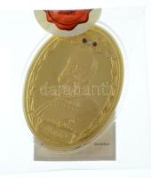 DN "Wilhelm I. / 1871-1918. Die Kaiser des Deutscher Reichs" kétoldalas, aranyozott Cu plakett, Sawrowski kristály berakással, kapszulában, tanúsítvánnyal, bontatlan csomagolásban (85x62mm) T:PP