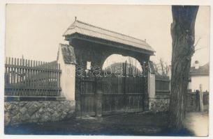1917 Sepsiszentgyörgy, Sfantu Gheorghe; Székely Nemzeti Múzeum, Székely kapu / Székely National Museum, Transylvanian carved wooden gate. photo (apró szakadás / tiny tear)