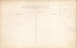 Békéscsaba, hölgyek és harctérre induló katonák a vasútállomáson / WWI K.u.K. military, soldiers and...