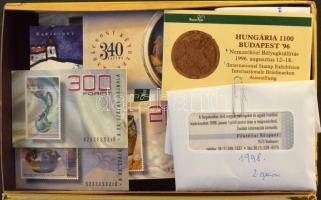 Kb 1963-2006 bélyegfüzetek kis dobozban (100.000+)