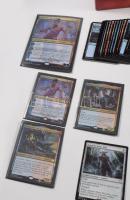 Exquisite Invention - Magic the Gathering Commander 2018. Bontott, hiánytalan pakli a nagyméretű kár...