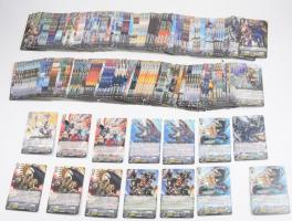 Cardfight!!! Vanguard - ~272db-os kártya tétel, közte lapok a Trial Deck: Swordsman of the Shiny Star kiadásból, vegyes állapotban