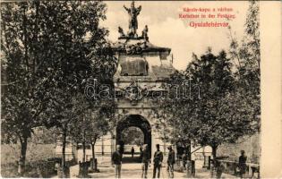 Gyulafehérvár, Karlsburg, Alba Iulia; Károly-kapu a várban, osztrák-magyar katonák. Weisz Bernát kiadása / Karlstor in der Festung / castle gate, K.u.K. soldiers (EK)