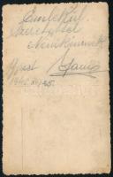 1940 A M. Kir. Honvéd Légierő pilótájának portréja, fotólap, a hátoldalon dedikációval, 13,5x8,5 cm