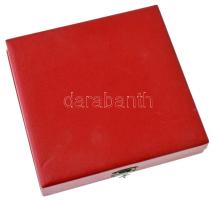 Horváth Sándor (1956-) DN "Móricz Zsigmond" bronz emlékérem dísztokban (96mm) T:AU