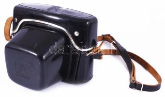 Praktica LLC kamera Pentacon f 8/50. objektívvel. Bőr tokkal. Leírással
