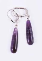 Ezüst (Ag) fülbevaló ametiszt cseppel, jelzett, h: 3,5 cm, bruttó: 3,1 g