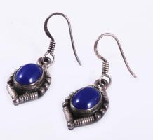 Ezüst (Ag) fülbevaló lápisz lazulival, jelzett, h: 3,5 cm, bruttó: 6,5 g