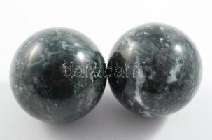 2 darab jáde golyó, hibátlan, d: 4 cm