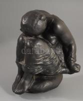 Tóth Valéria (1943- ): Szomorkodó. Festett kerámia, képcsarnok címkével, jelzett, hibátlan, m: 19 cm