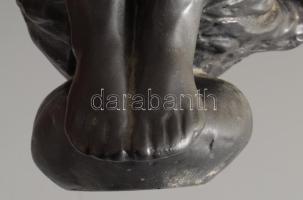 Tóth Valéria (1943- ): Szomorkodó. Festett kerámia, képcsarnok címkével, jelzett, hibátlan, m: 19 cm