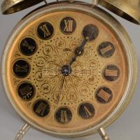 Prim asztali óra, m: 16 cm