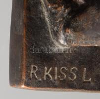 R. Kiss Lenke (1926-2020): Lány ággal. Képcsarnok címkével, jelzett, patinázott műgyanta, ujja sérül...