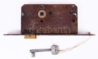 Kima wirus bevésőzár, kulccsal.