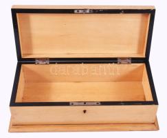 Fa díszdoboz, tetején tájképpel, 13x16 cm