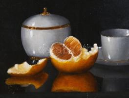 Molnár Z. János (1880-1960): Csendélet porcelánokkal és déligyümölcsökkel. Olaj, fa, jelzett. Felüle...