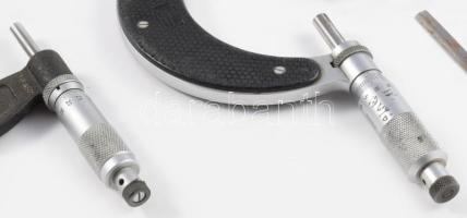 Mikromérő szerkezetek, tartozékokkal, menetmetsző