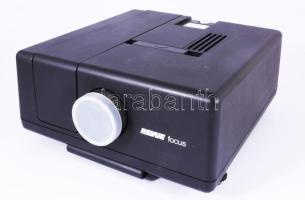 Revue Focus 200 A diakép nézegető, leírásával, 29x28 cm