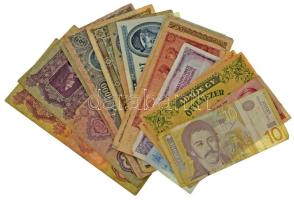 19db-os vegyes magyar és külföldi bankjegytétel T:F,VG