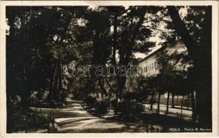 1931 Pola, Pula; Parco R. Marina. A. e G. Rude / park (gyűrődés / crease)