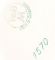 cca 1900 Villeroy &amp; Boch leveses csésze, jelzett, egyiken pattanással, d: 13,5 cm