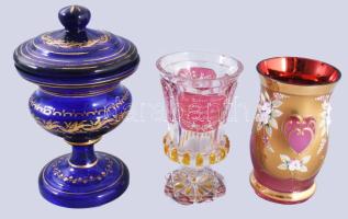 9 darabos nívós antik üveg összeállítás, közte szecessziós darabokkal, sérüléssel