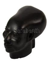 Márvány fej szobor, jelzés nélkül 9x7 cm